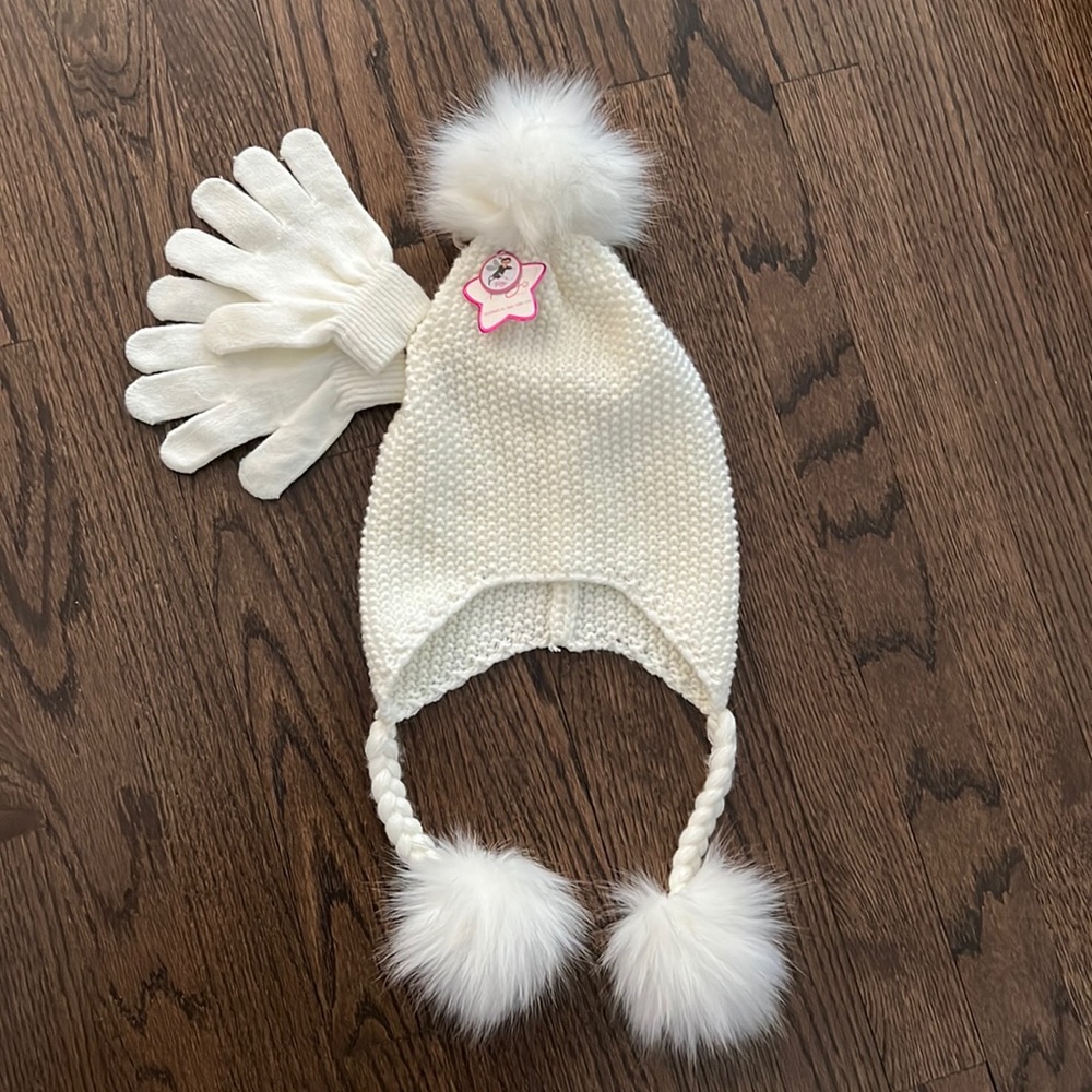 👗NWT white hat & glove set Toby & Co. Adult/older child. Fit me & 10 year old.